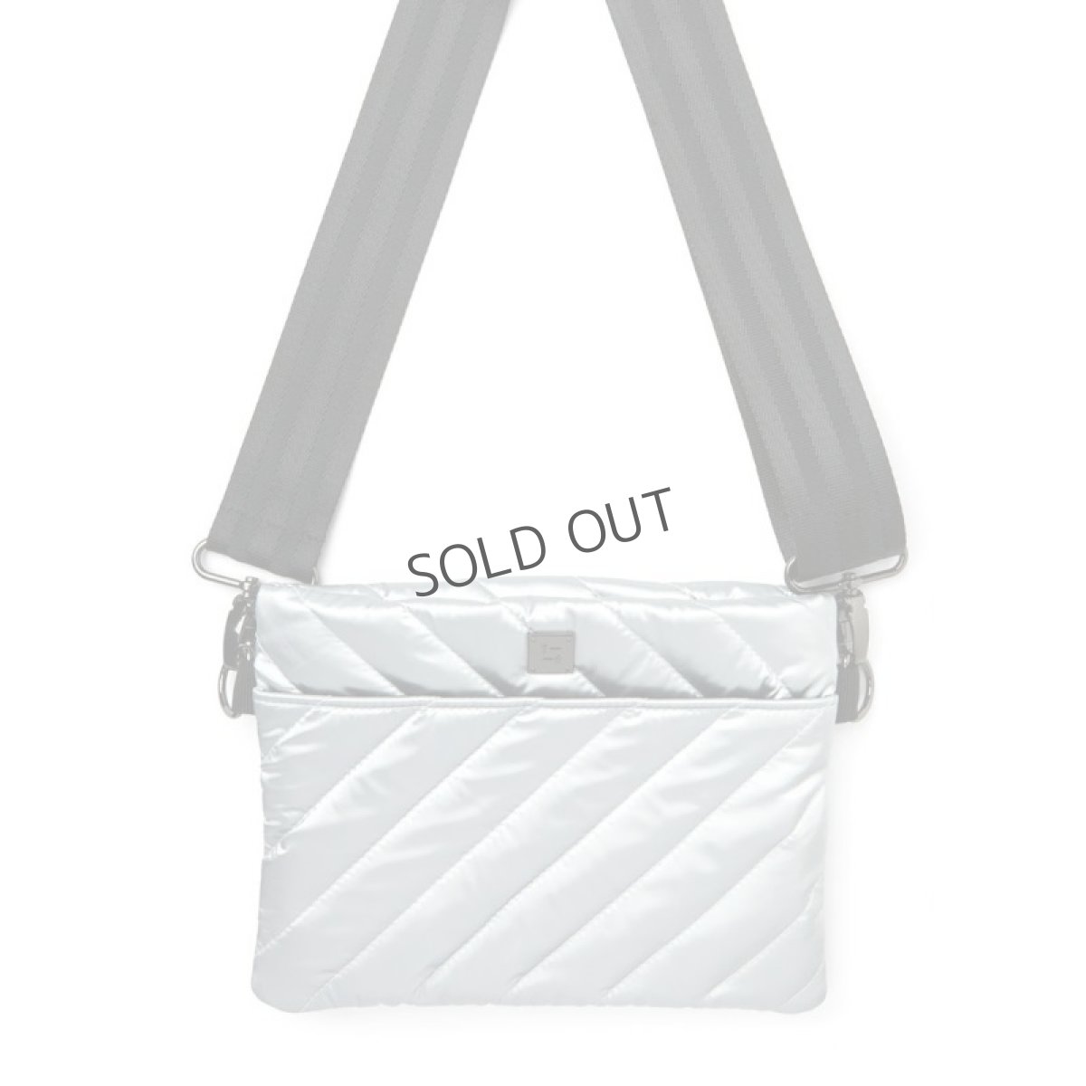 画像3: DIAGONAL BUM BAG2.0 Silver Liquid (3)