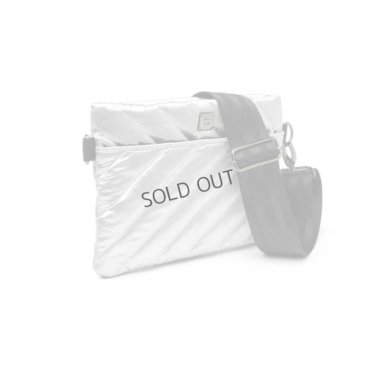 画像4: DIAGONAL BUM BAG2.0 Silver Liquid (4)